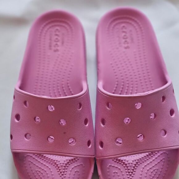 Crocs Women's Pink Slides Size 7 - Picture 1 of 3